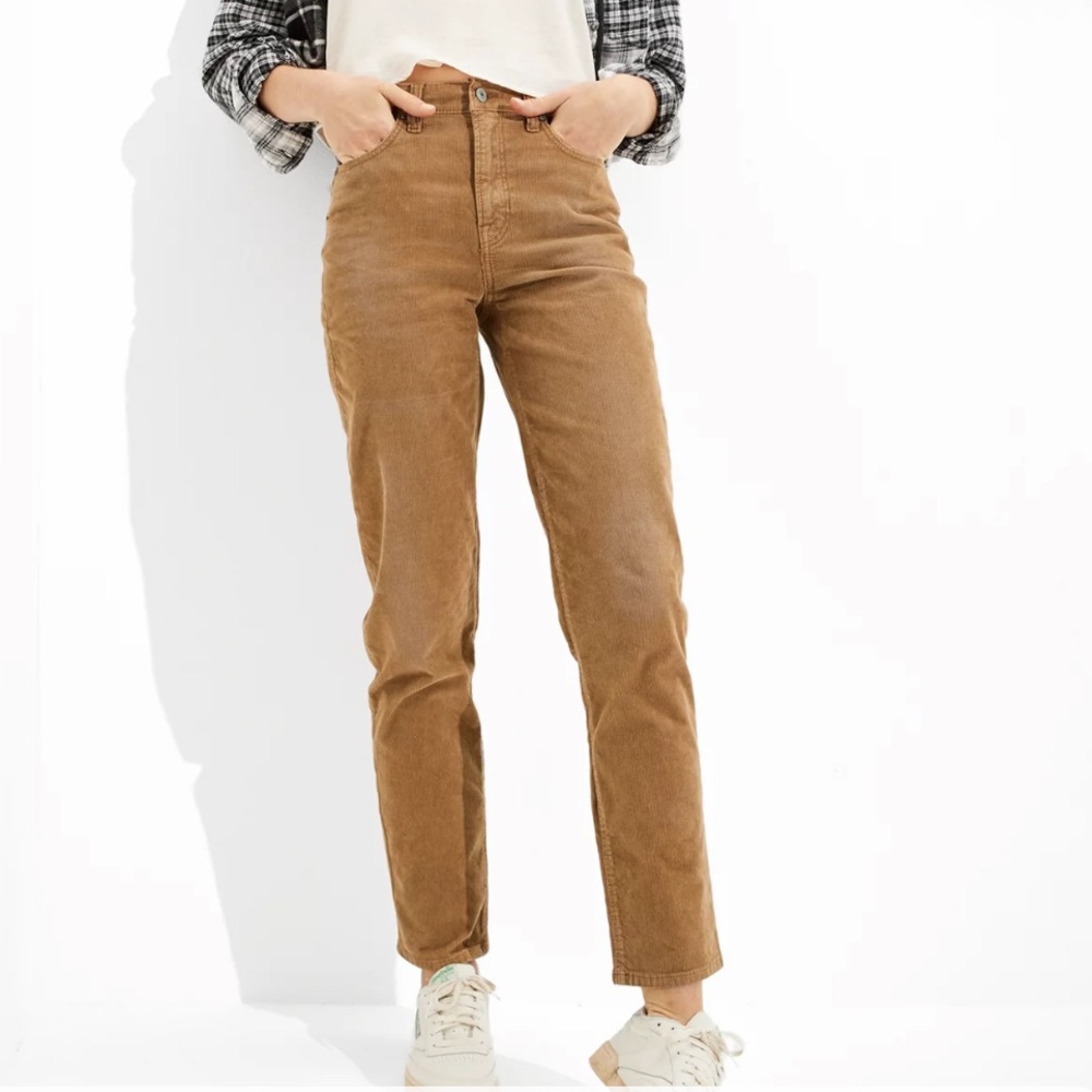 American Eagle Stretch Corduroy Mom Straight Pant Super High Waist